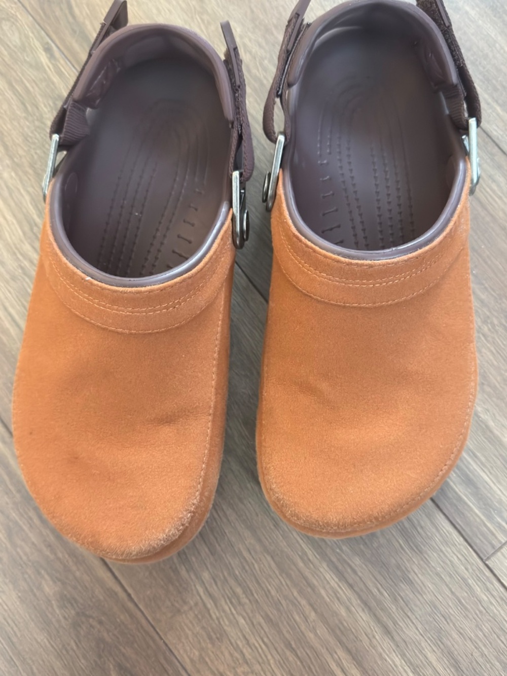 Crocs Museum of Peace and Quiet Classic Clogs Size M7 W9 Ginger/brown color - Picture 4 of 10